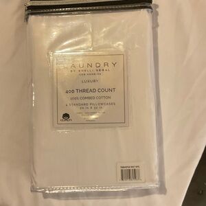 Laundry By Shelli Segal Luxury 2 Standard Cotton Pillowcases